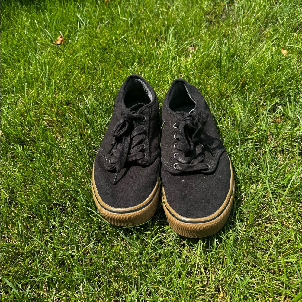 Men’s Black Vans Size 11